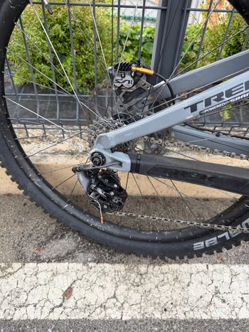 Gebrauchtes Trek Session 8 27.5 2019 2019 Mountainbike, Hellgrau, 27.5 — Bild 7 von 12