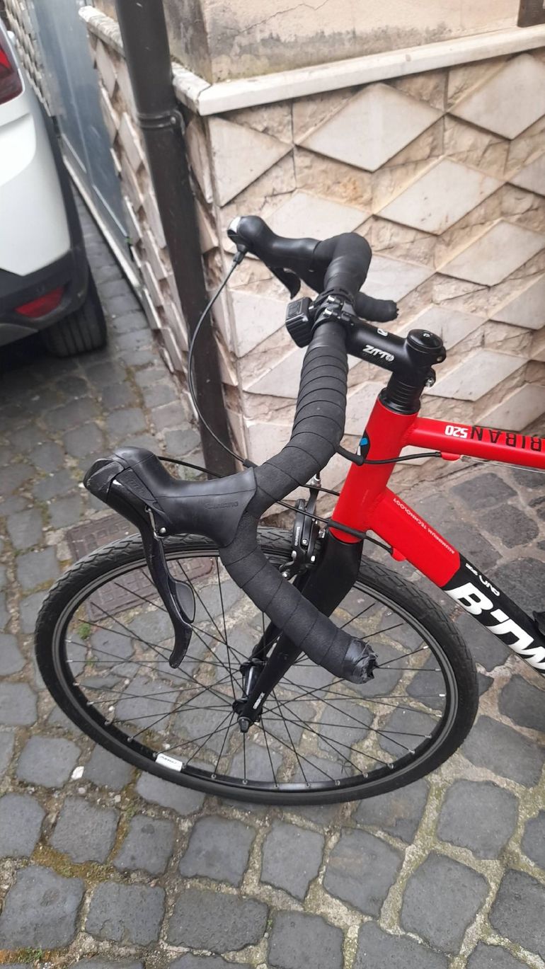 Used TRIBAN Custom Shimano Sora 2016 Road & Gravel, Black — image 3 of 5