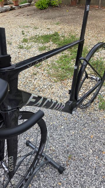 Tweedehands Factor Ostro Frameset 2026 Road & Gravel — afbeelding 4 van 5