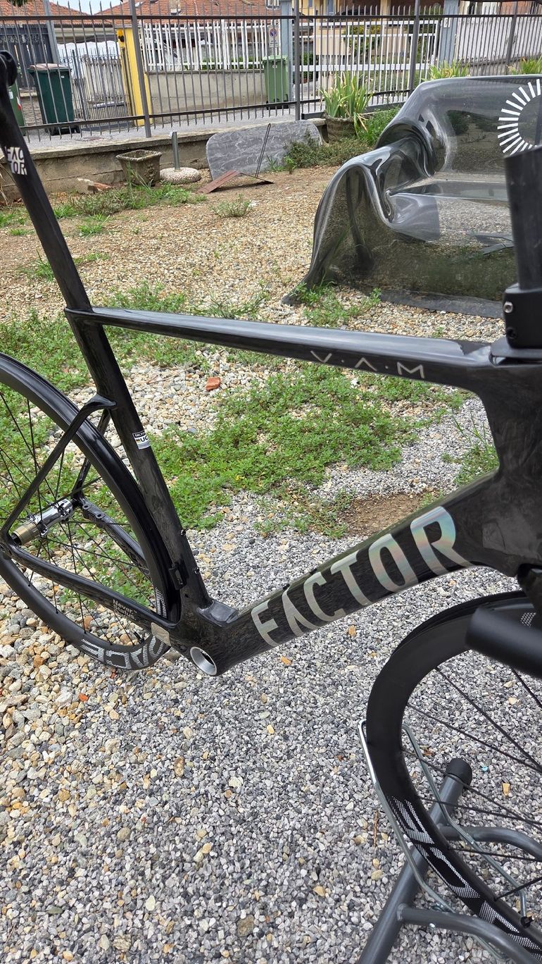 Używany Factor Ostro Frameset 2026 Road & Gravel — zdjęcie 3 z 5