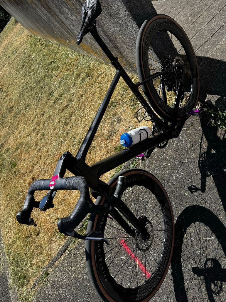 Used Seraph Custom SRAM Force eTap AXS 2026 Road & Gravel, Black — image 2 of 9