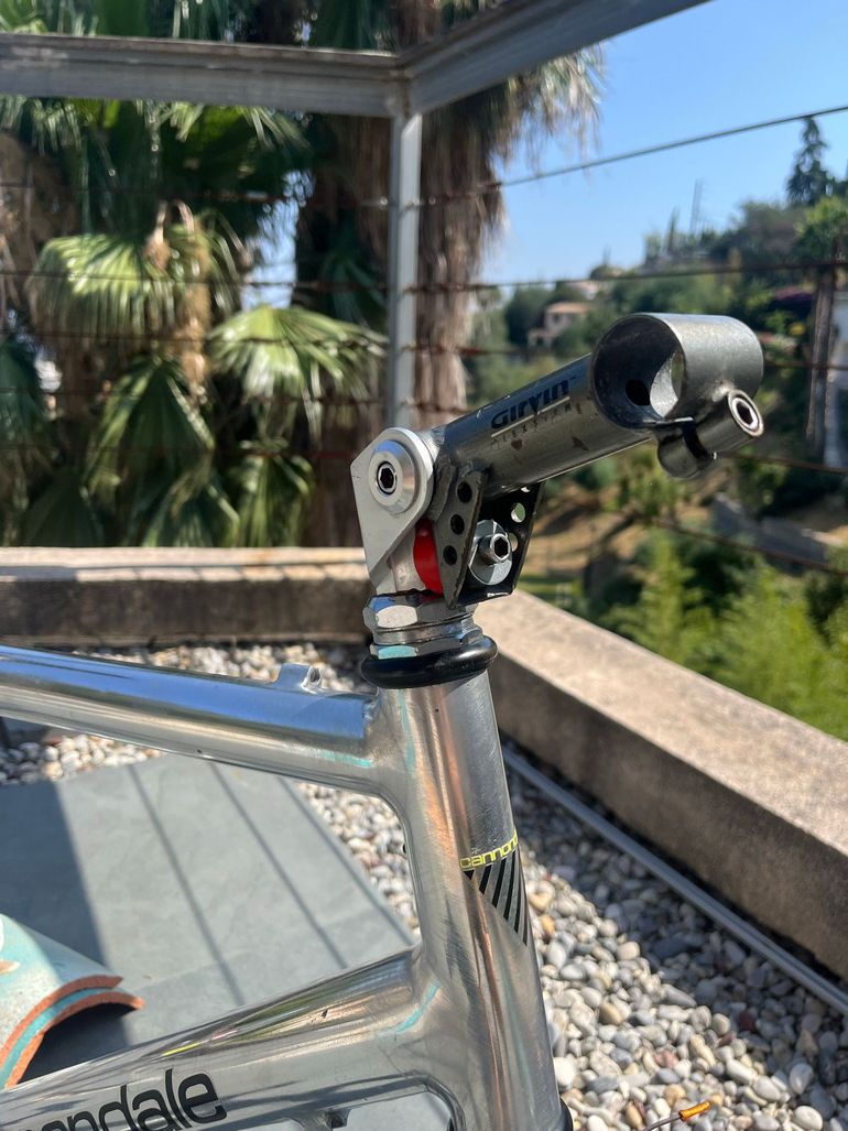 Used Cannondale Beast Frameset 1992 Mountainbike, Light Gray — image 3 of 12