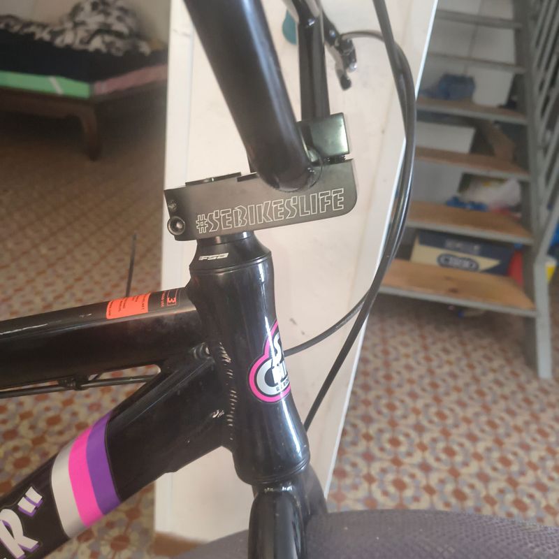 Tweedehands SE BIKES Maniacc Flyer 2022 Urban — afbeelding 5 van 6