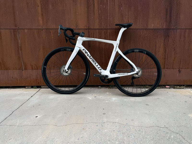 Used Pinarello Prince Disc Ultegra Di2 Bike w/Carbon wheels 2021 2021 Road & Gravel
