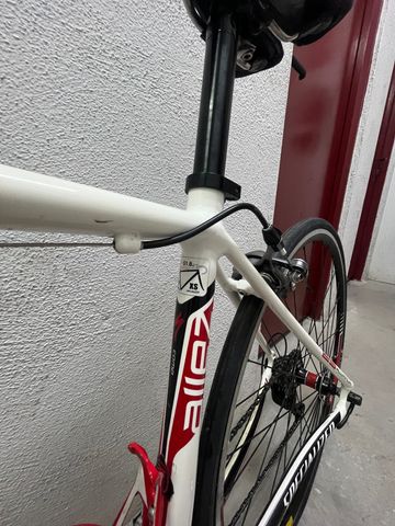 Used Specialized Allez Compact 2012 2012 Road & Gravel, White — image 3 of 11