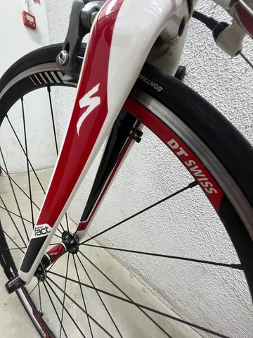 Used Specialized Allez Compact 2012 2012 Road & Gravel, White — image 6 of 11