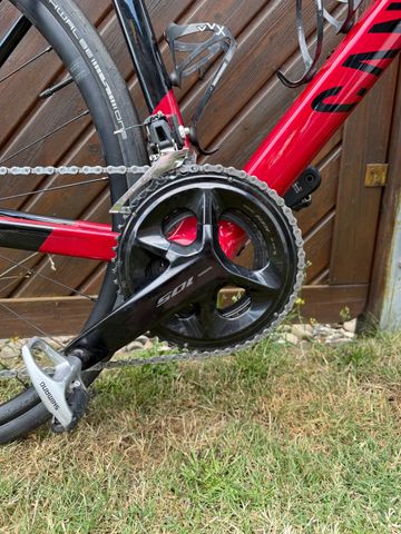 Used Canyon Ultimate CF SL 7 2024 2024 Road & Gravel, Red — image 4 of 7