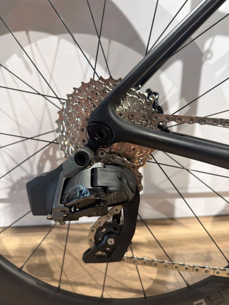 Used Giant Tcr advanced SRAM Rival eTap AXS 2022 Road & Gravel, Black — image 4 of 4