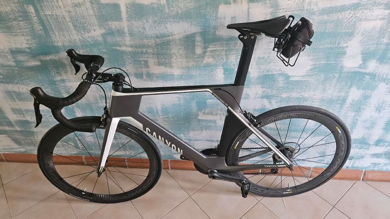 Gebrauchtes Canyon Speedmax CF 7.0 2018 2018 Road & Gravel, Schwarz — Bild 4 von 9
