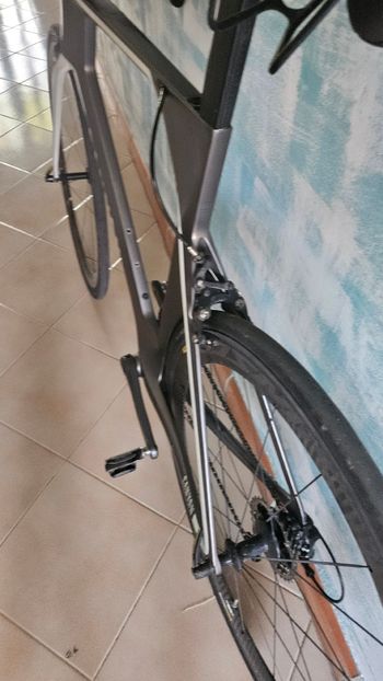 Gebrauchtes Canyon Speedmax CF 7.0 2018 2018 Road & Gravel, Schwarz — Bild 3 von 9