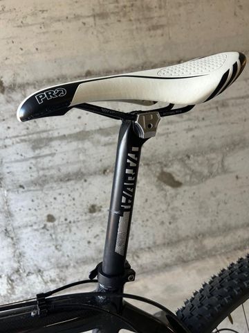 Used Handmade Custom Shimano Deore XT 2014 Mountainbike, Black — image 9 of 12