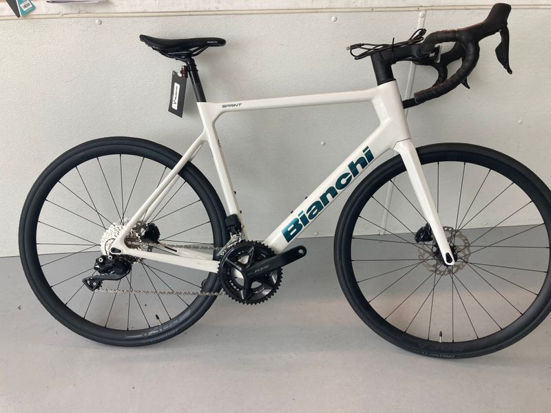 Used Bianchi Sprint 105 Di2 2025 2025 Road & Gravel