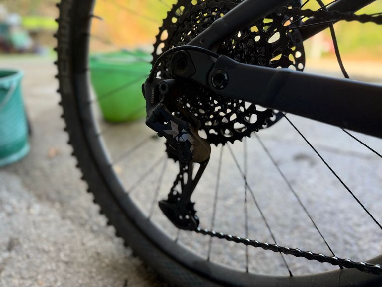 Scott E Genius SRAM GX Eagle 2023 Mountainbike de segunda mano, Negro — imagen 5 de 5