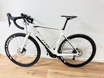 Käytetty CUBE AGREE HYBRID C:62 SL Disc 2019 2019 Road & Gravel