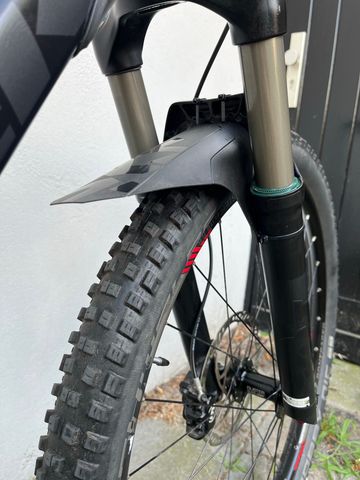 Trek Fuel ex Shimano Deore XT 2018 Mountainbike usato, Nero — immagine 5 di 11