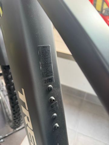 Brugt Trek Rail+ 5 Gen 5 2025 2025 Mountainbike — billede 10 af 13