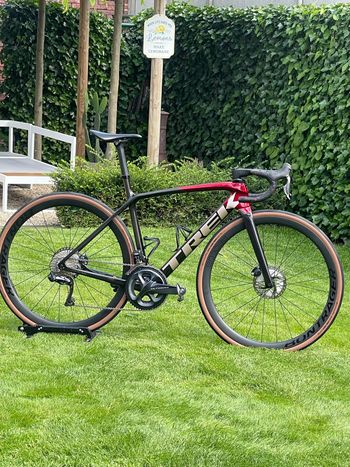 Tweedehands Trek Émonda SLR 7 2023 2023 Road & Gravel