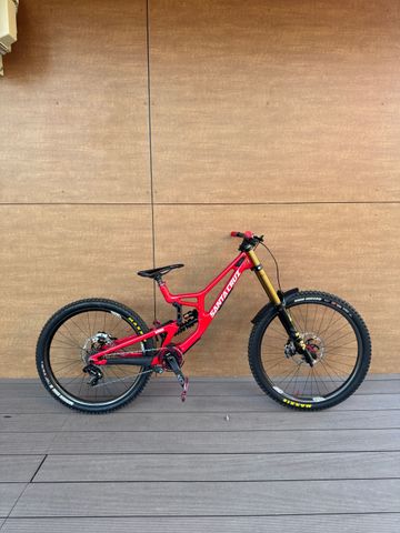 Santa Cruz V10 DH X01 / Carbon CC 2024 2024 MTB de segunda mano