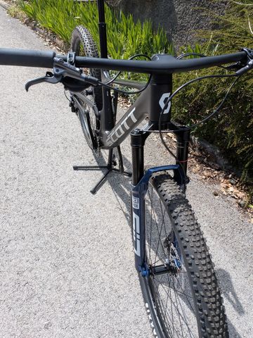 Tweedehands Scott Spark RC Team 2022 2022 Mountainbike — afbeelding 2 van 5