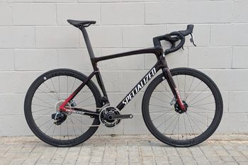 Käytetty Custom Specialized Tarmac SL7 S-Works LTD Speed Of Light - 2022 2022 Road & Gravel