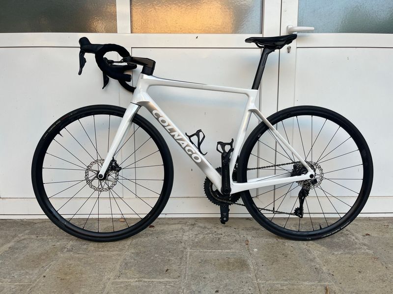 Used Colnago V4Rs Disc Ultegra Di2 8100 w/Fulcrum Racing 600 Wheels 2023 2023 Road & Gravel