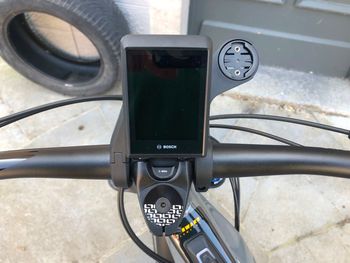 Mondraker CHASER RX 2023 2023 Urban usato, Grigio chiaro — immagine 8 di 13