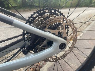 Tweedehands Orbea ALMA M30 2024 2024 Mountainbike — afbeelding 3 van 9