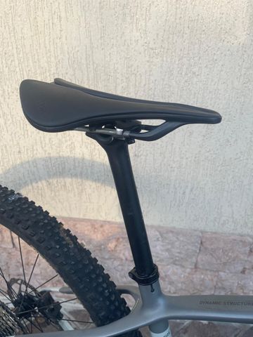 Tweedehands Orbea ALMA M30 2024 2024 Mountainbike — afbeelding 9 van 9