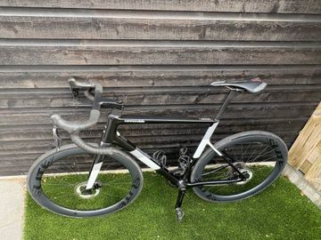 Used Cannondale SuperSix EVO Shimano Ultegra Di2 2023 Road & Gravel, Black — image 9 of 11