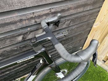 Used Cannondale SuperSix EVO Shimano Ultegra Di2 2023 Road & Gravel, Black — image 2 of 9