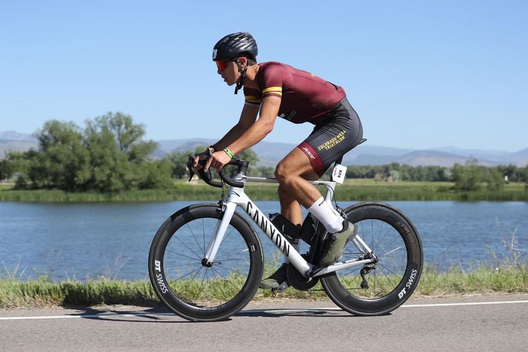 Used Canyon Aeroad CF SL 8.0 2019 2019 Road & Gravel, Light Gray — image 2 of 4