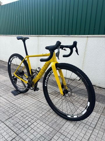 Käytetty Aurum Custom SRAM Force eTap AXS 2024 Road & Gravel — kuva 22 / 46