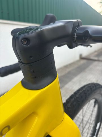 Käytetty Aurum Custom SRAM Force eTap AXS 2024 Road & Gravel — kuva 21 / 46