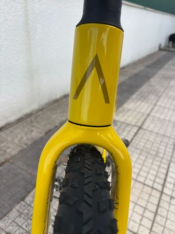 Käytetty Aurum Custom SRAM Force eTap AXS 2024 Road & Gravel — kuva 43 / 46