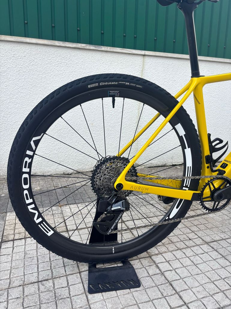 Käytetty Aurum Custom SRAM Force eTap AXS 2024 Road & Gravel — kuva 3 / 46