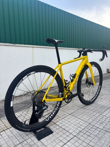 Käytetty Aurum Custom SRAM Force eTap AXS 2024 Road & Gravel — kuva 2 / 46