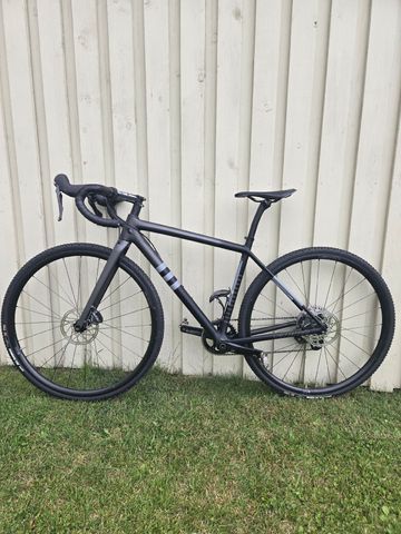Used Specialized Crux Comp 2022 2022 Road & Gravel, Black — image 2 of 8