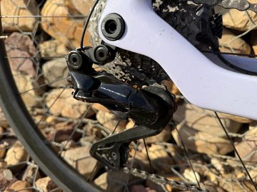 Brugt Orbea ORCA AERO M10iLTD 2024 2024 Road & Gravel — billede 4 af 9