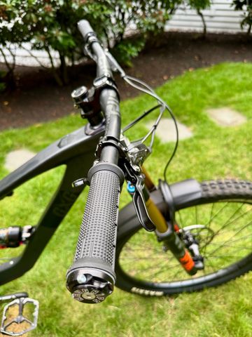 Used Guerrilla Gravity Smash SRAM X01 Eagle 2021 Mountainbike, Black — image 8 of 10