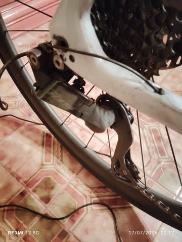 Brugt Trek emoda sl 5 Custom Shimano 105 Di2 2024 Road & Gravel — billede 2 af 3