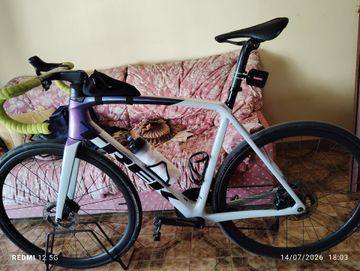 Brugt Trek Tassajara Shimano 105 Di2 2024 Road & Gravel
