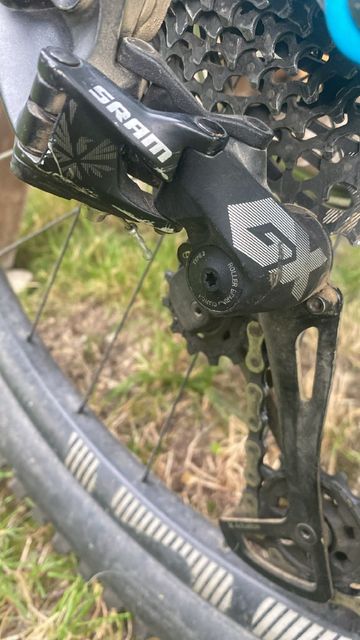 Used YT Custom SRAM GX 2019 Mountainbike, Light Gray — image 3 of 6
