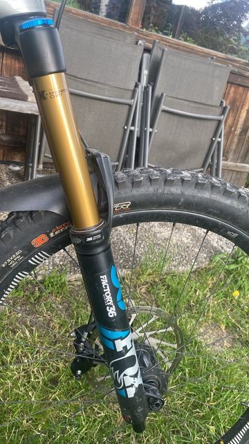Used YT Custom SRAM GX 2019 Mountainbike, Light Gray — image 6 of 6