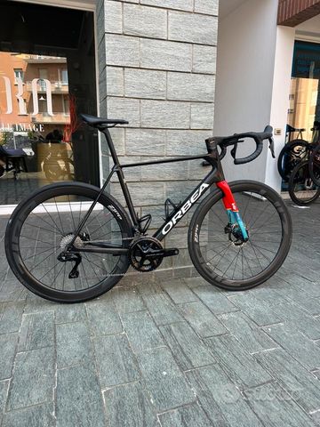 Orbea Orca 2025 Road & Gravel usato