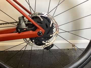 Used BMC Roadmachine 01 THREE 2024 2024 Road & Gravel, Red — image 18 of 18