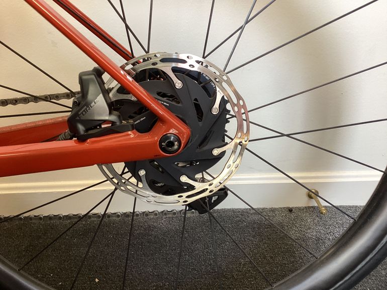 Used BMC Roadmachine 01 THREE 2024 2024 Road & Gravel, Red — image 18 of 18