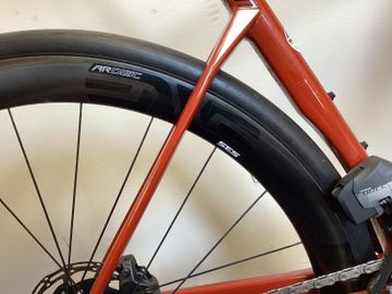 Used BMC Roadmachine 01 THREE 2024 2024 Road & Gravel, Red — image 13 of 18