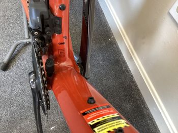 Used BMC Roadmachine 01 THREE 2024 2024 Road & Gravel, Red — image 9 of 18