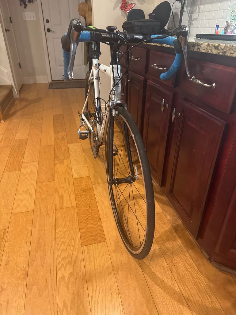 Used Cannondale Caad Shimano 105 2008 Road & Gravel, White — image 4 of 5