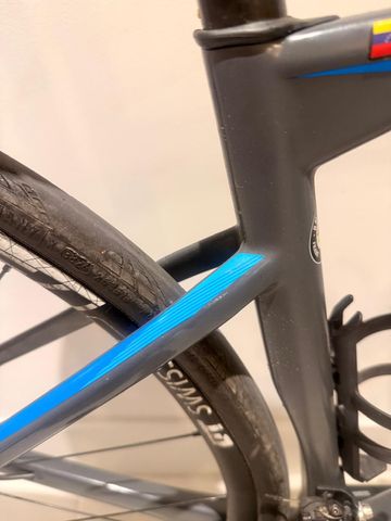 Used BMC Roadmachine 01 FOUR 2018 2018 Road & Gravel, Light Gray — image 3 of 6